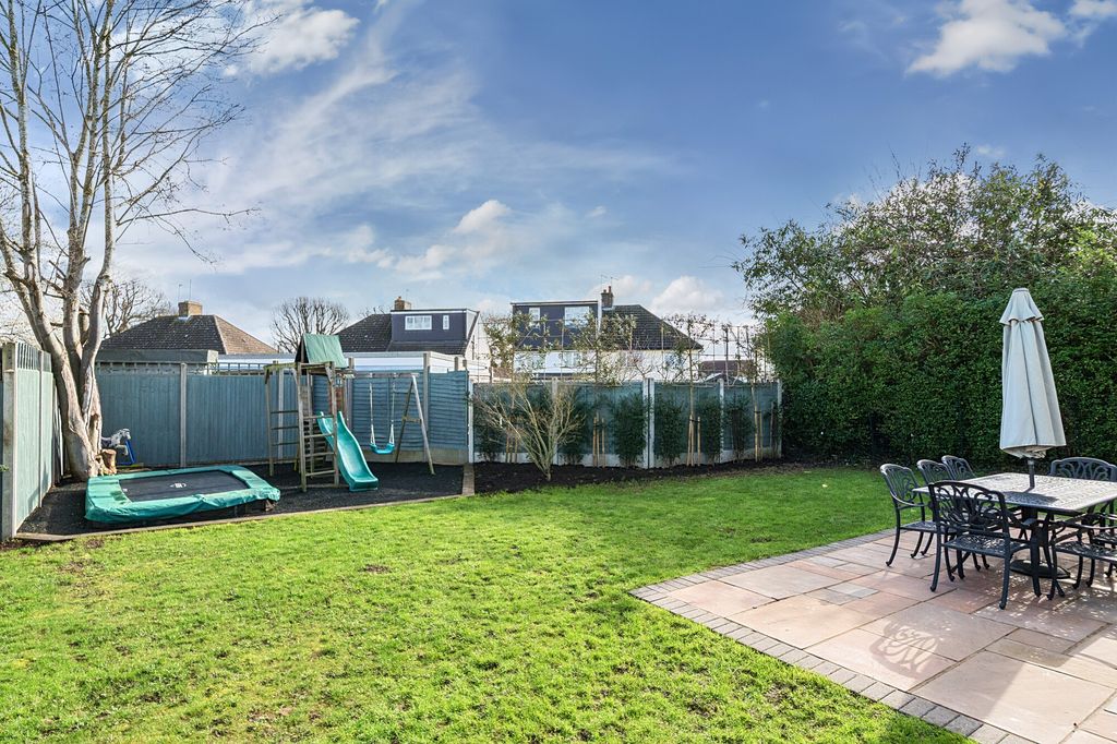 Property photo 3 of 19