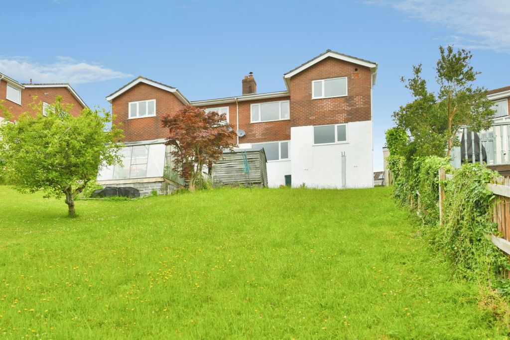 Property photo 3 of 16 Rear Garden