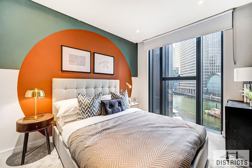 Property photo 3 of 22 Hampton Tower (10).Jpg