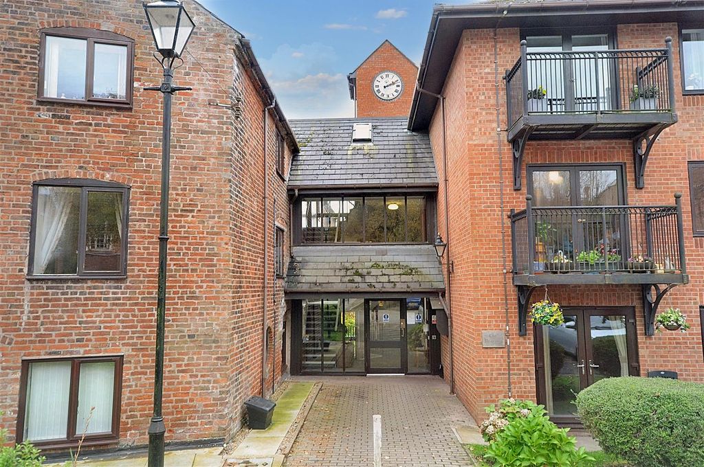 Property photo 2 of 19 Lsh0Vwo-Weq39m7Nek0X1W.Jpg