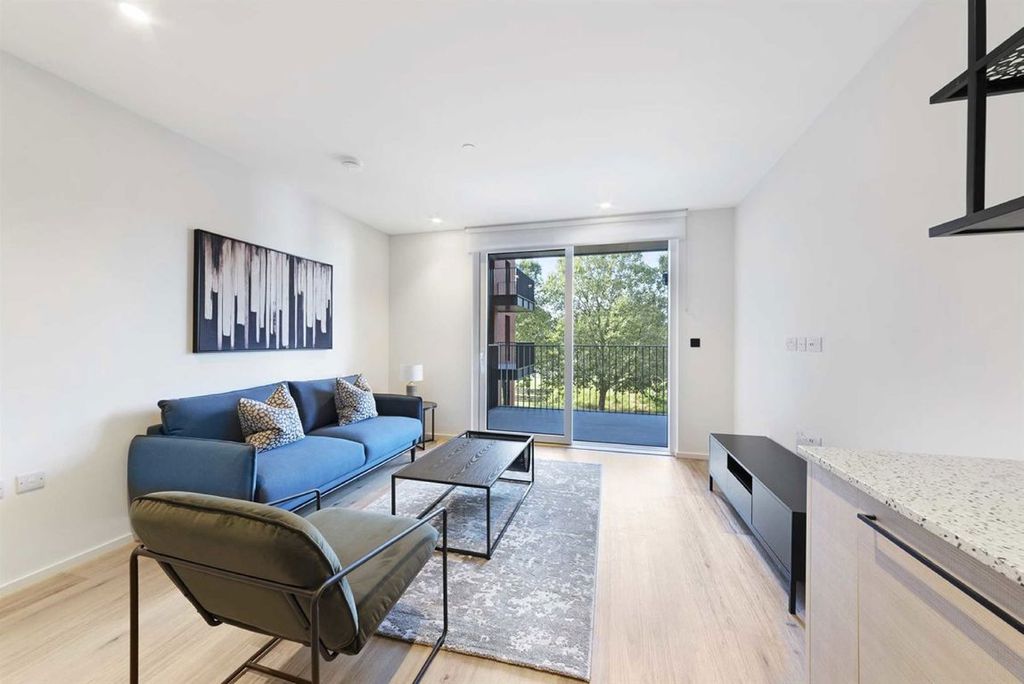 Property photo 2 of 6