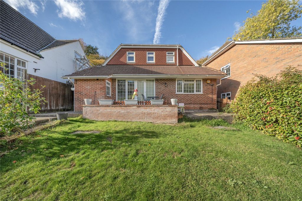 Property photo 1 of 21 Picture No. 03