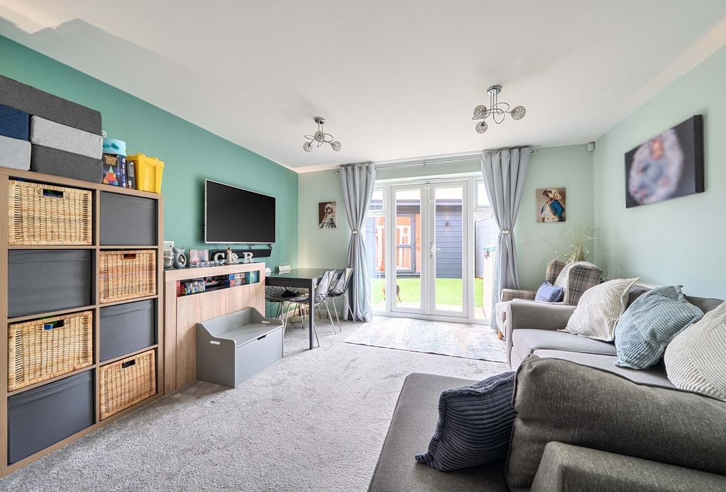 Property photo 2 of 19 1416513-10-69A055...