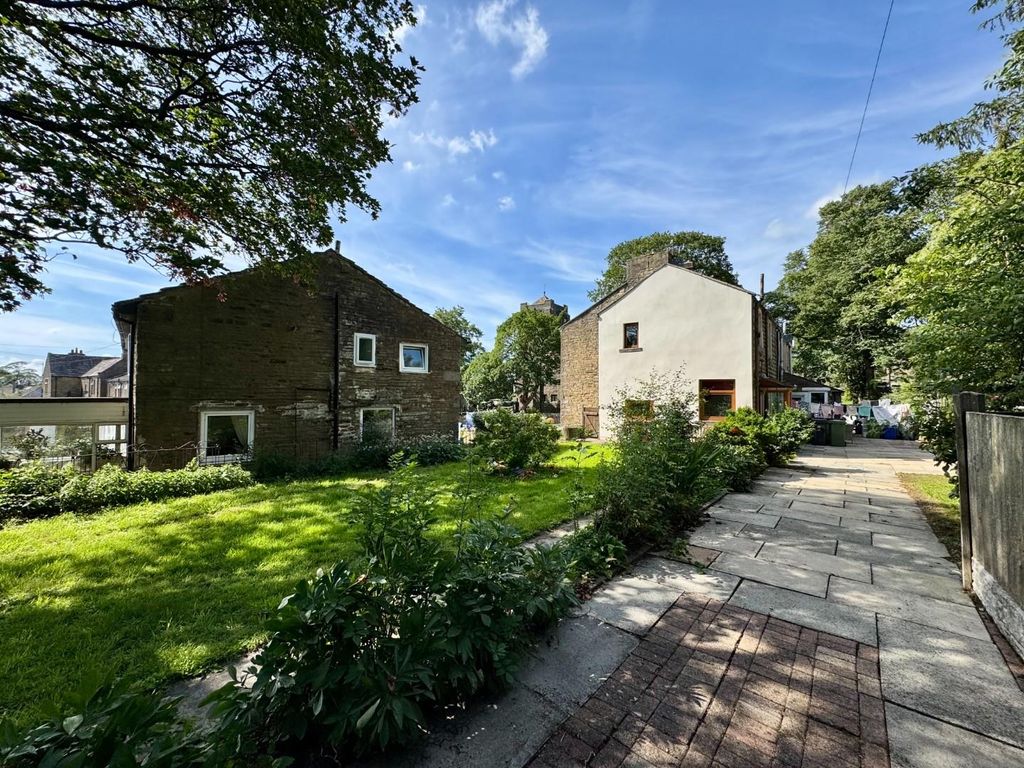 Property photo 3 of 21 Image00021.Jpeg