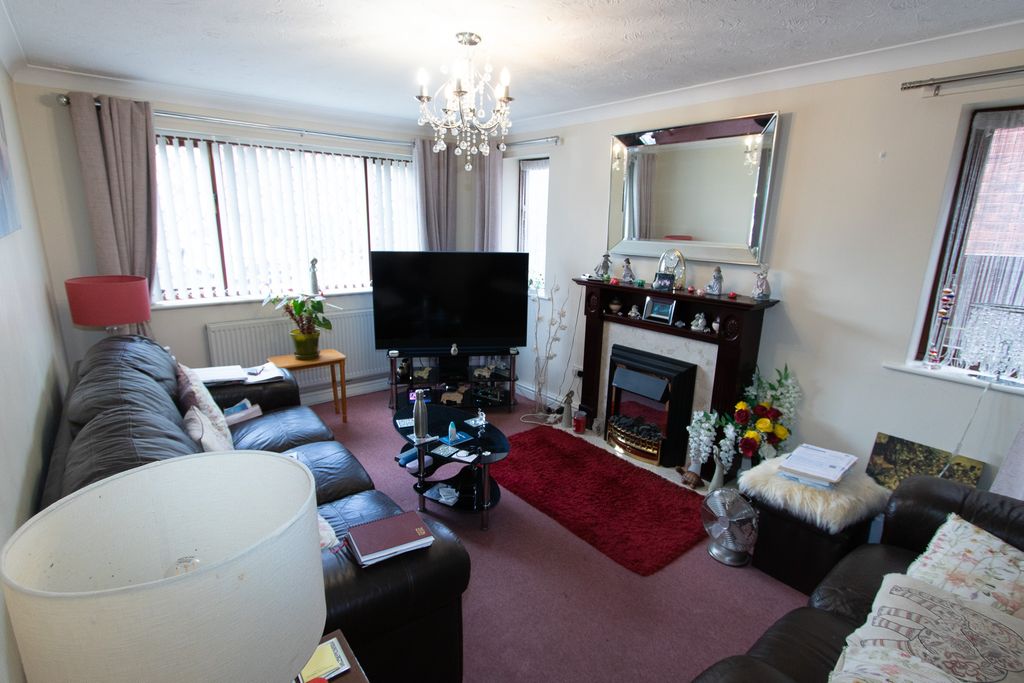 Property photo 2 of 15