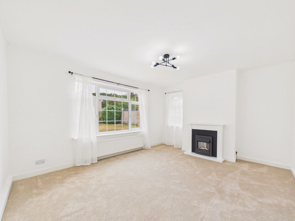 Property photo 3 of 11 5397036