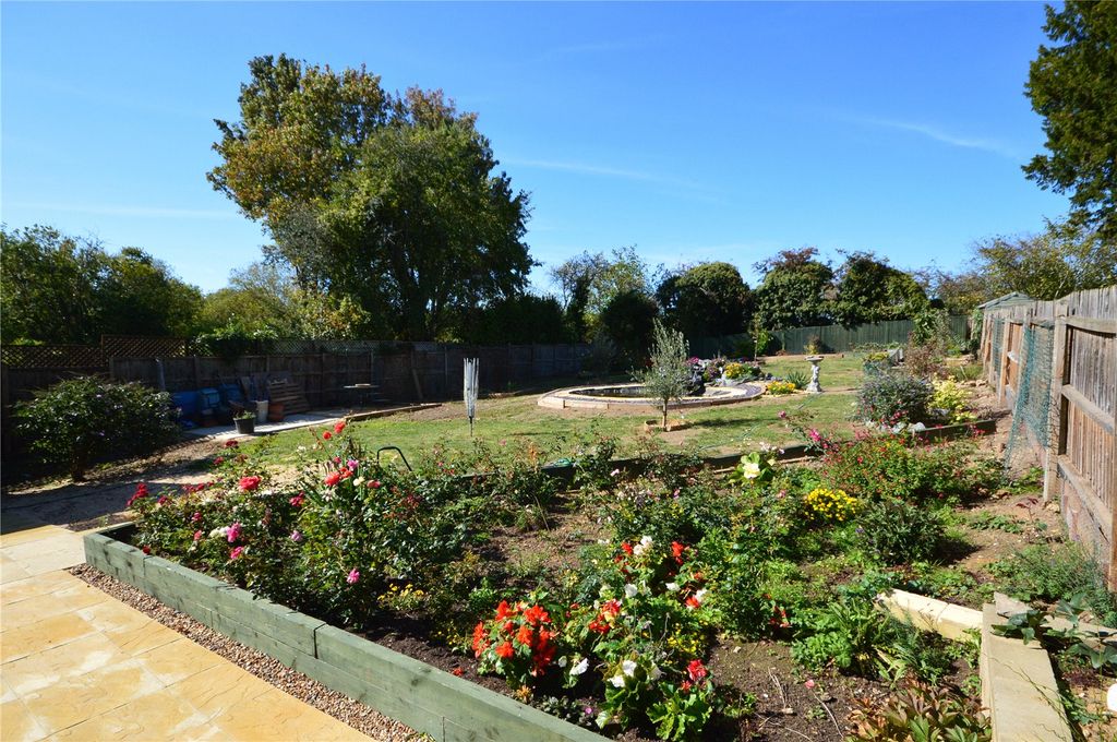 Property photo 2 of 18 Picture No. 04