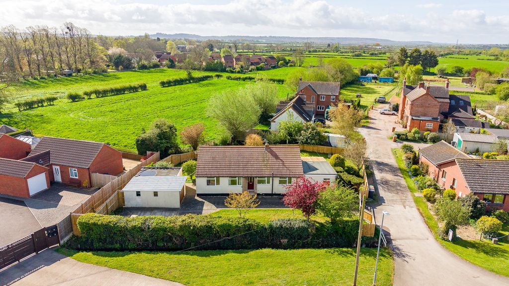 Property photo 1 of 31