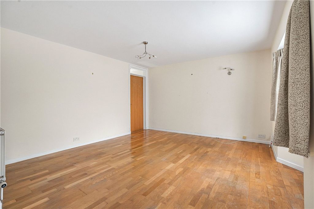 Property photo 3 of 12 Picture No. 3