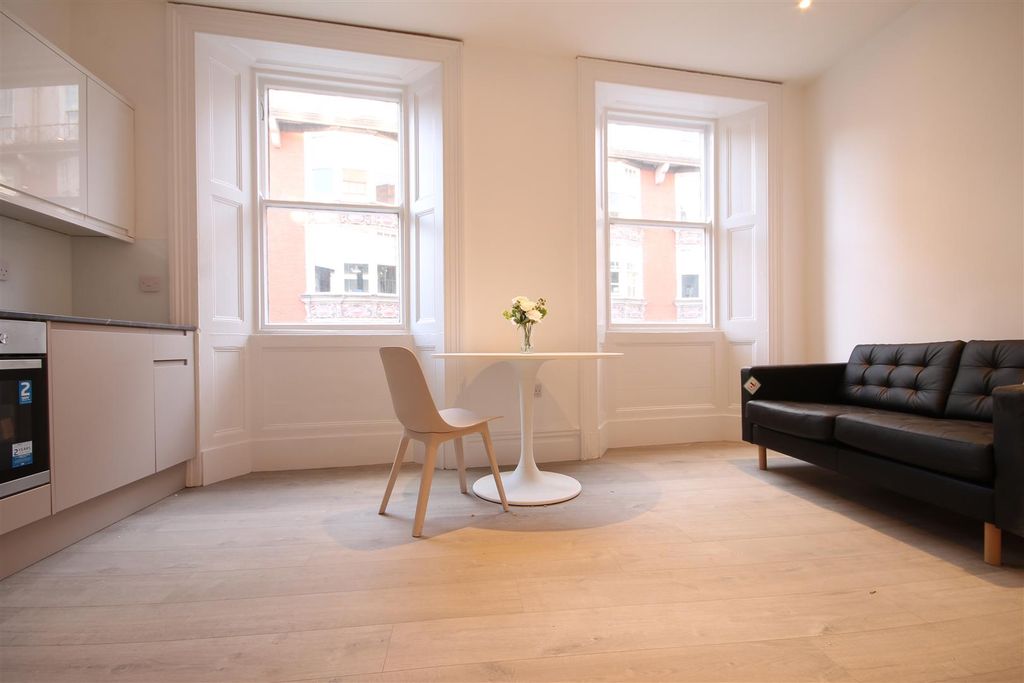 Property photo 2 of 8 3.Jpg