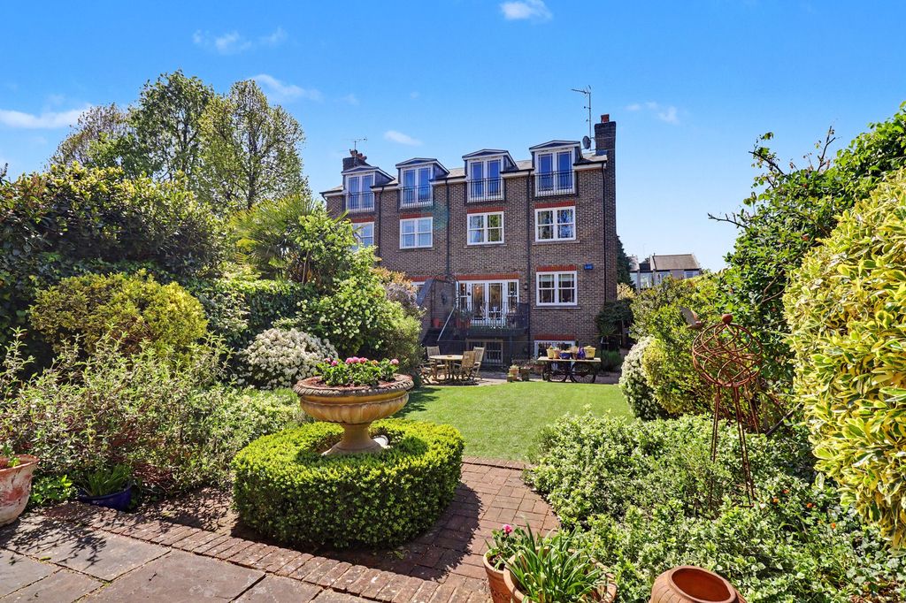 Additional image 32 of 5 bed semi-detached house for salePalace Road, East Molesey KT8