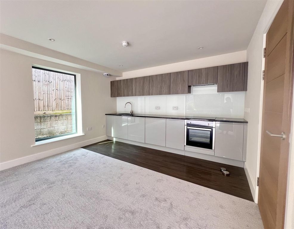 Property photo 1 of 11 Kitchen With Picture Window.Jpeg