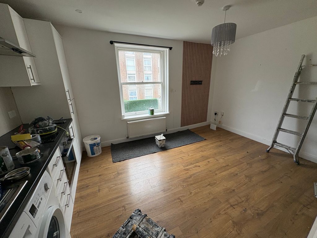 Property photo 2 of 8 Property