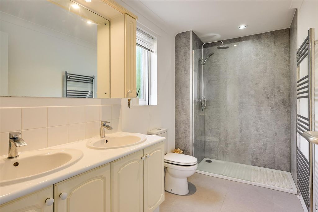 Additional image 16 of 3 bed detached house for saleHeaton Close, Ely CB7