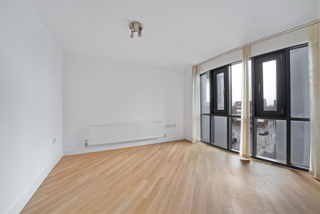 Property photo 2 of 15 Dsc04129.Jpg