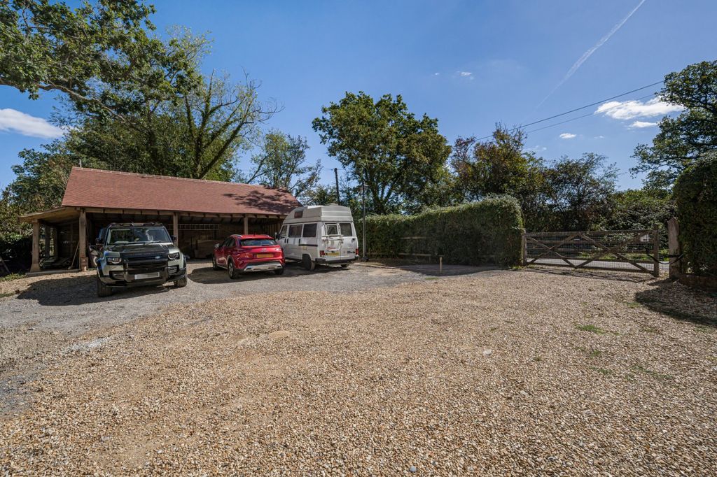 Property photo 3 of 22 Picture No. 29