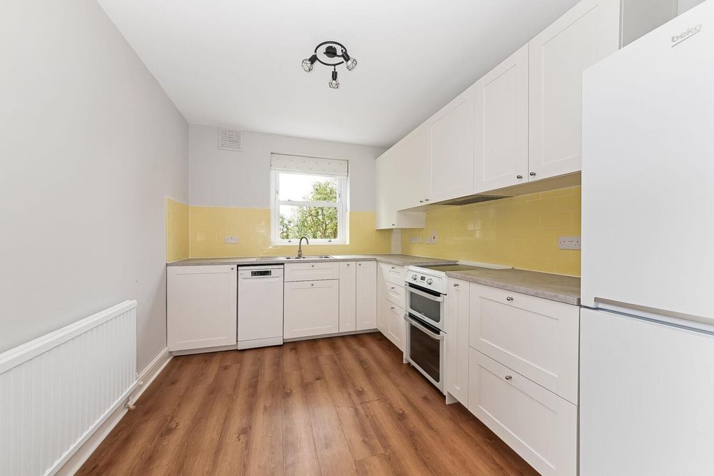 Property photo 3 of 9 Img_7724-1500x1000.Jpg