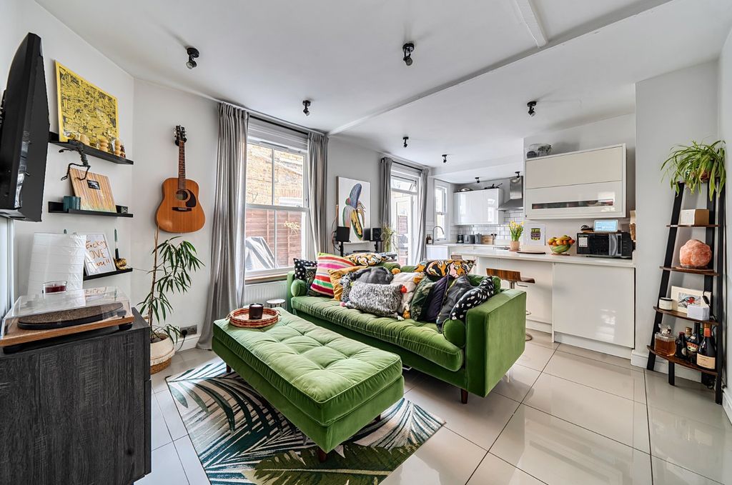 Property photo 1 of 12 Picture No. 27