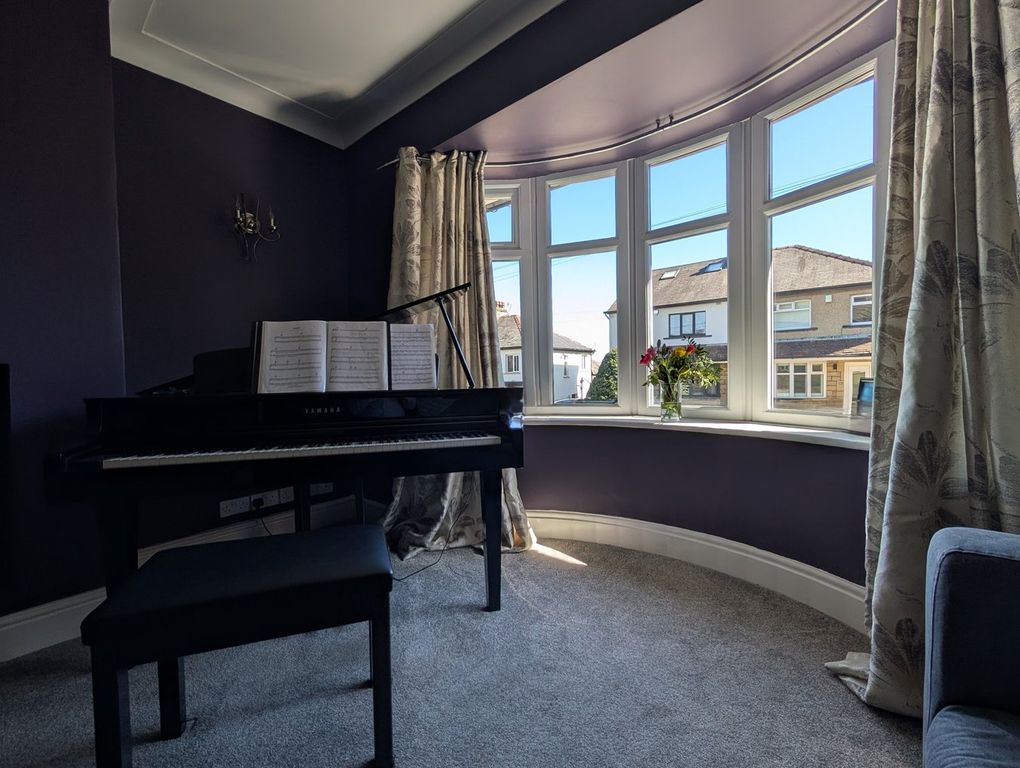 Property photo 3 of 38