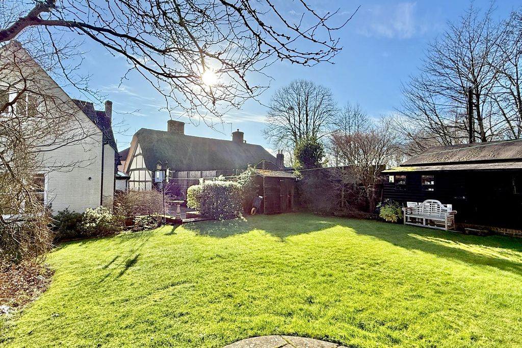 Property photo 2 of 37 Gallery