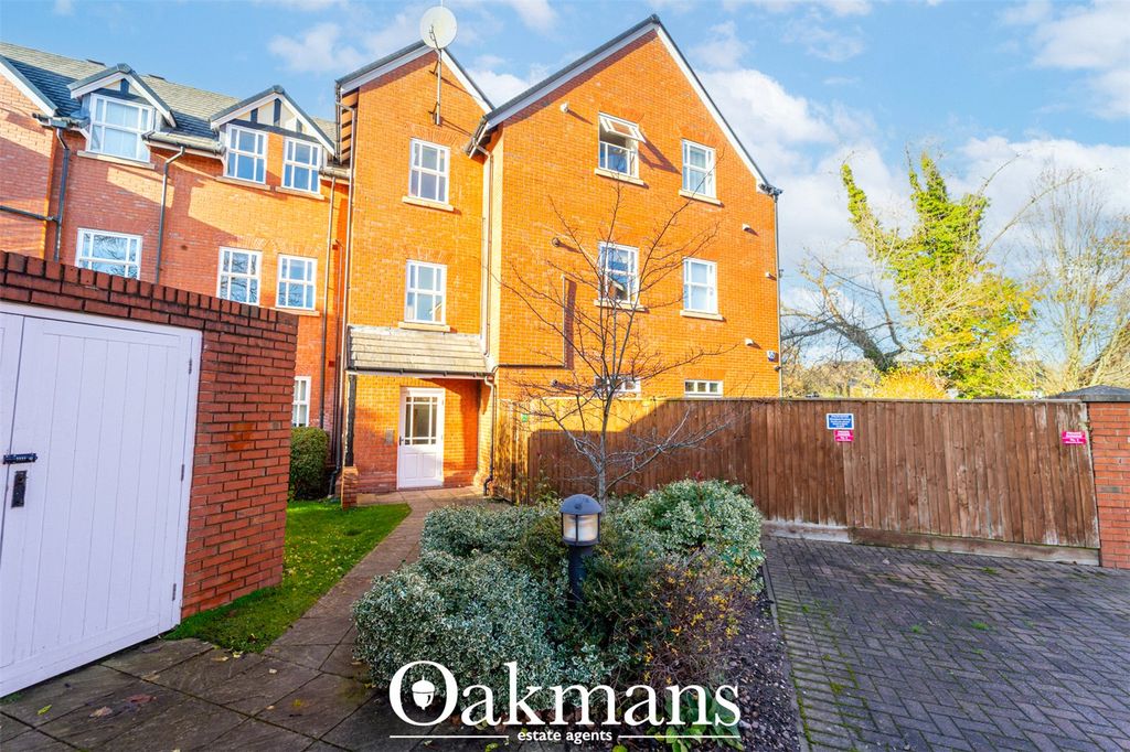 Property photo 2 of 21 Picture No. 19