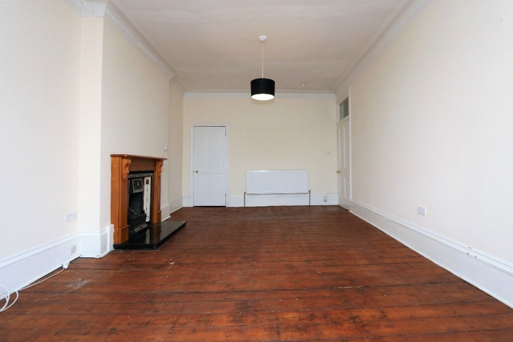 Property photo 3 of 14 2_16832877572525.Jpg