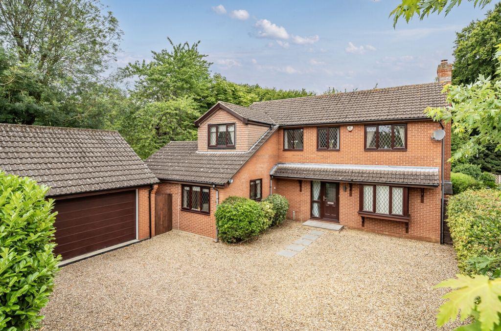 Property photo 1 of 26 -6879Fd542Ddc9-l-1327476-3-68794B925104B