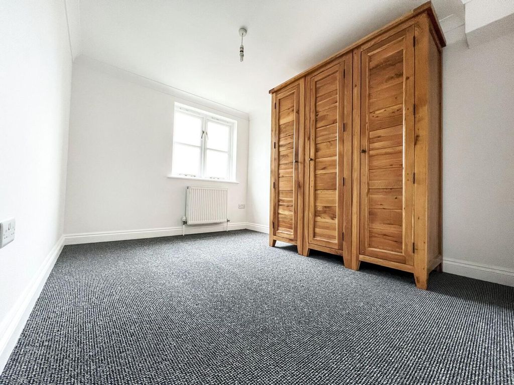 Additional image 5 of 2 bed flat to rent3 Star Street, Ryde PO33