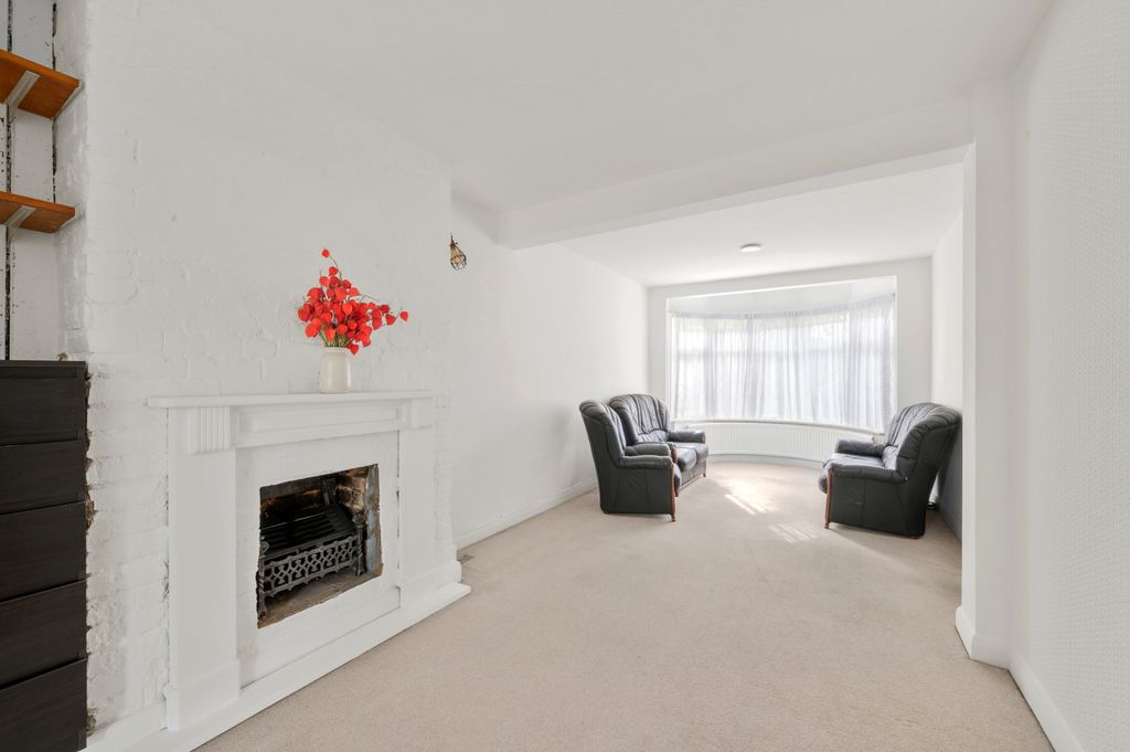 Property photo 2 of 15 Picture No. 06