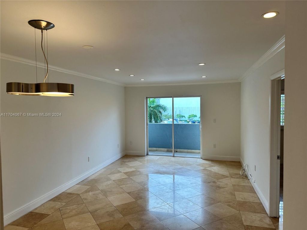 Property photo 1 of 35