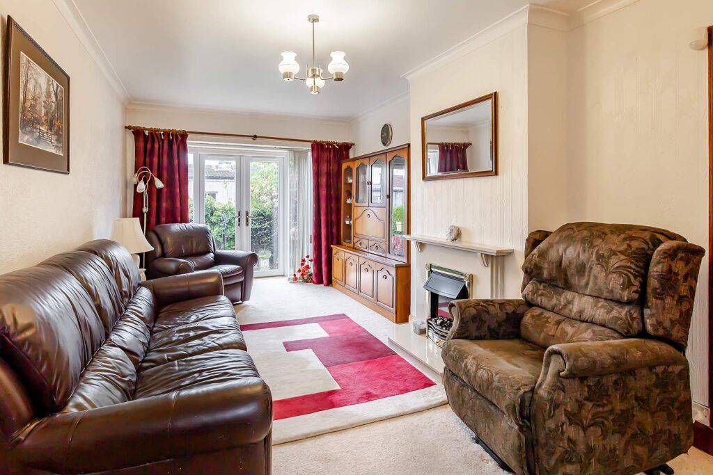 Property photo 2 of 21