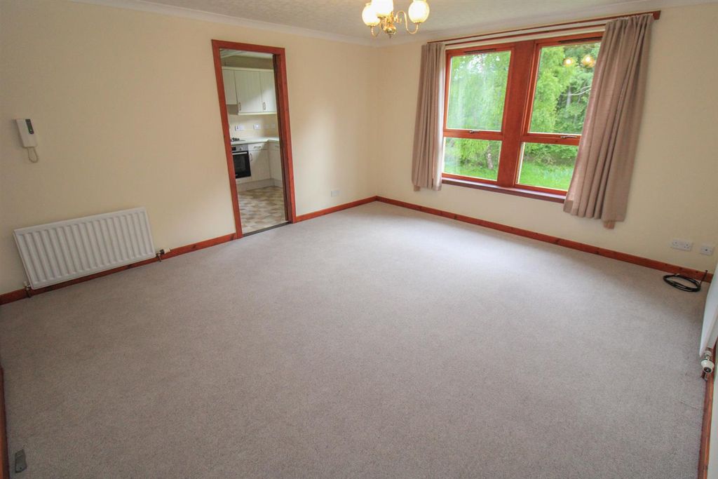 Property photo 2 of 12 Lounge-Dining Room
