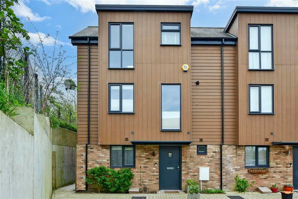 Property photo 1 of 10 External (Web)