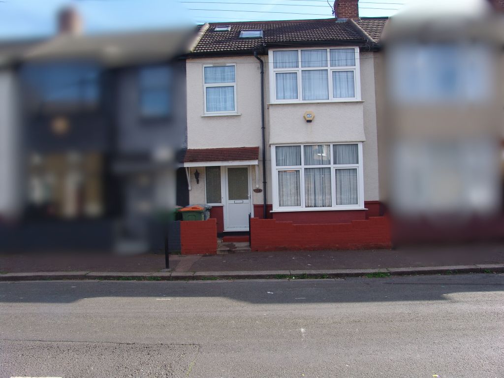Property photo 3 of 18