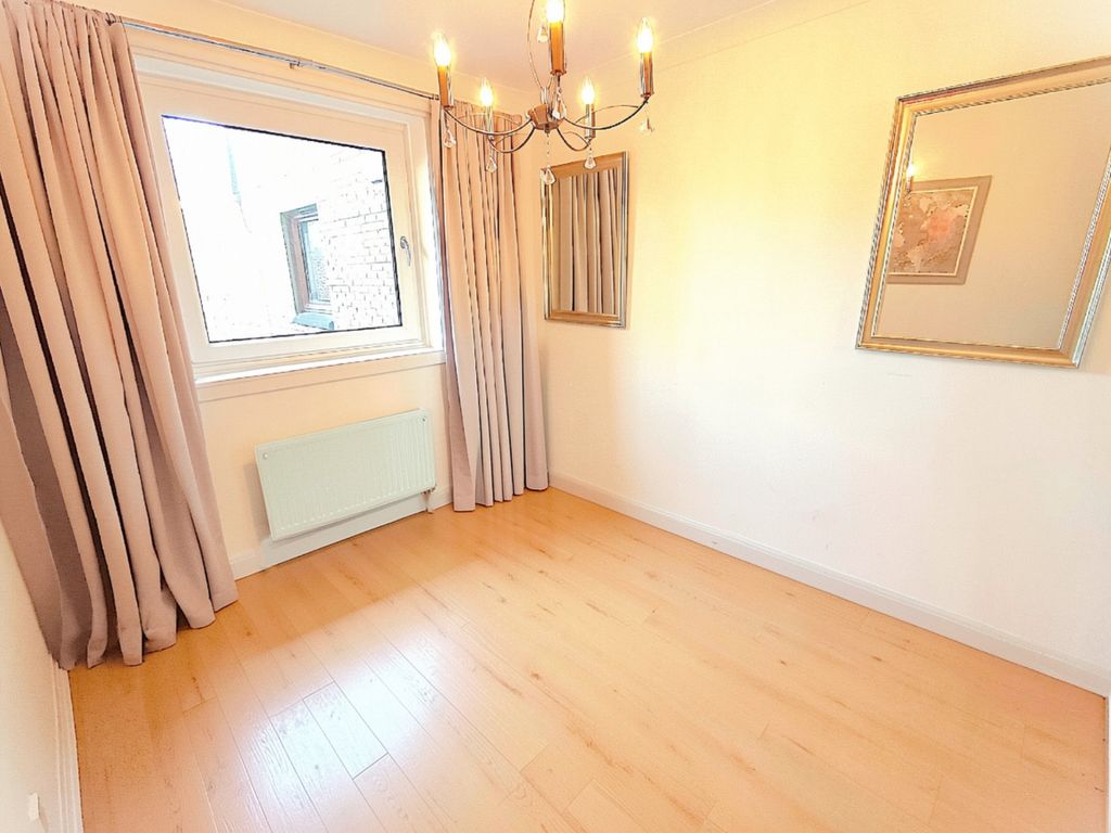 2 bed flat to rentNethan Gate, Hamilton ML3 photo 4