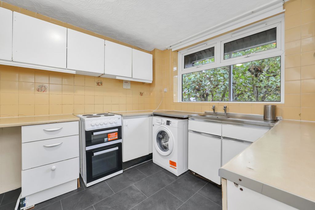 Property photo 2 of 13 Picture No. 02