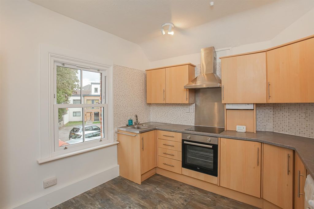Property photo 1 of 13 Kitchen.Jpg