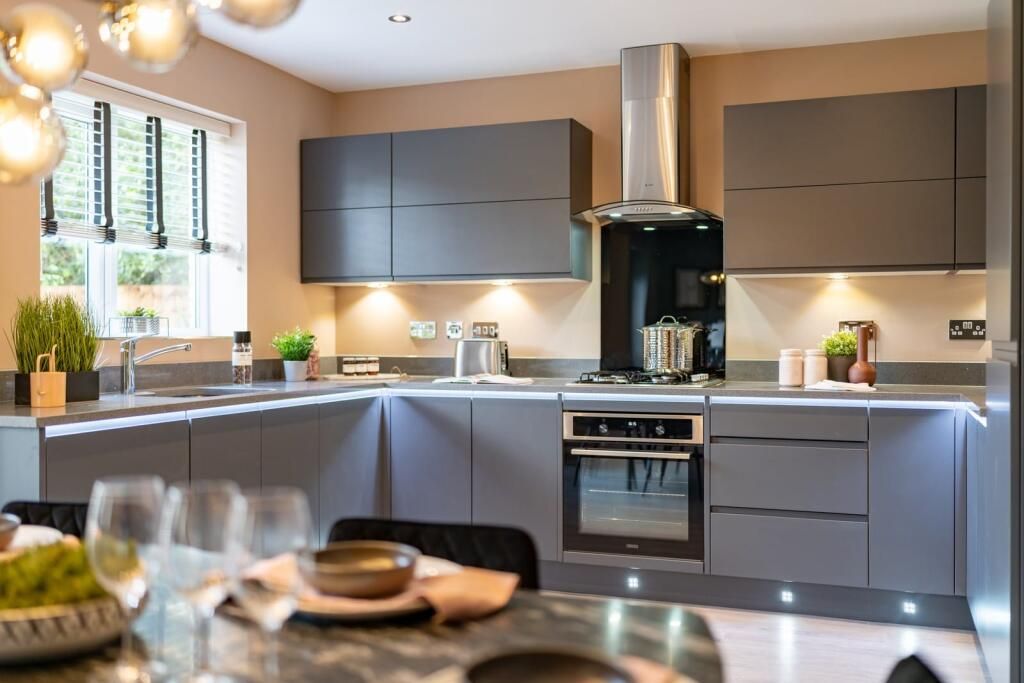 Property photo 2 of 8 Kitchen.Jpeg