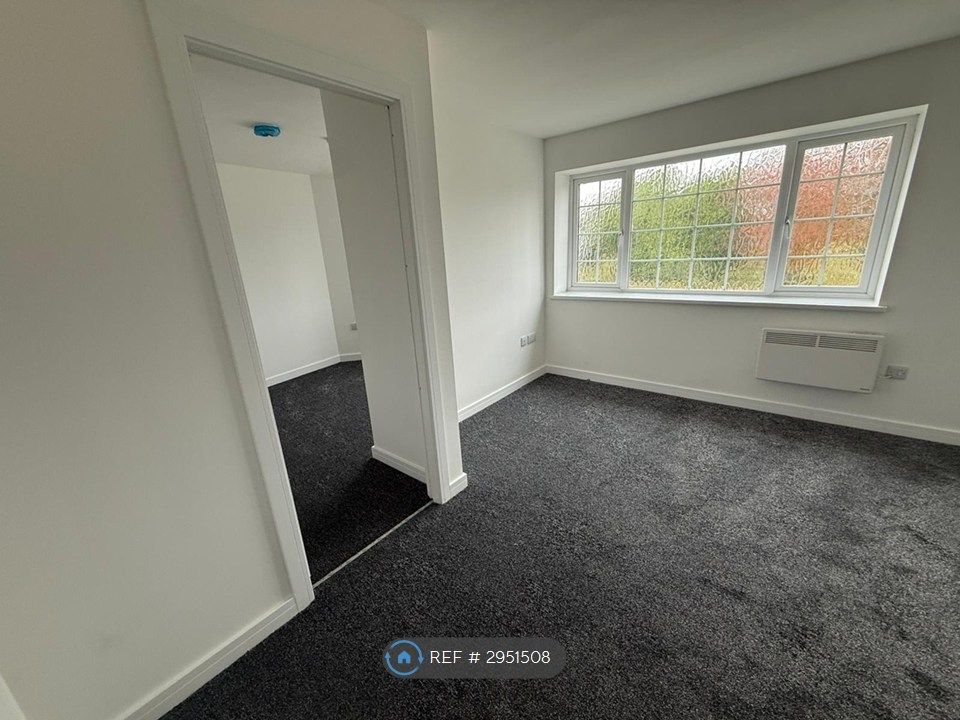 Property photo 2 of 29