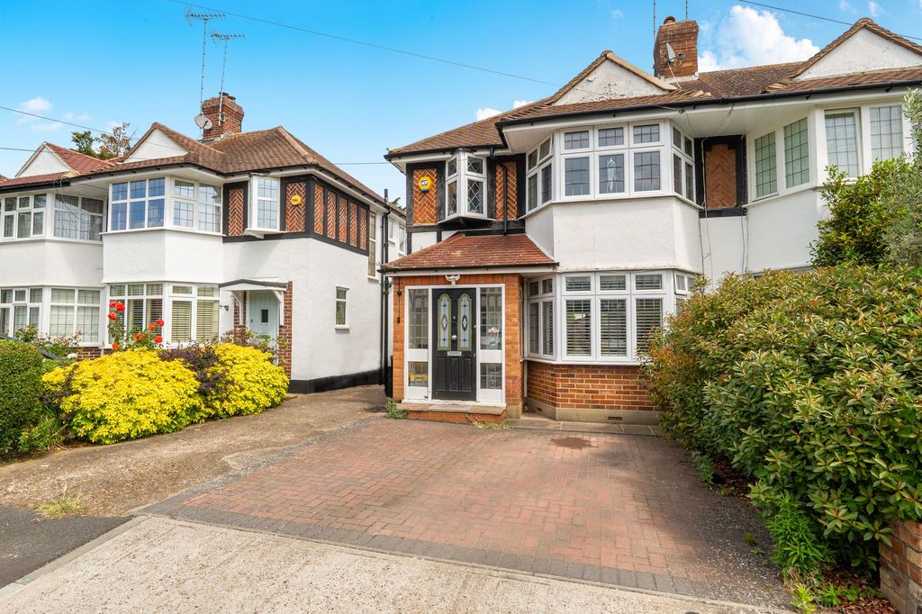 Property photo 1 of 16