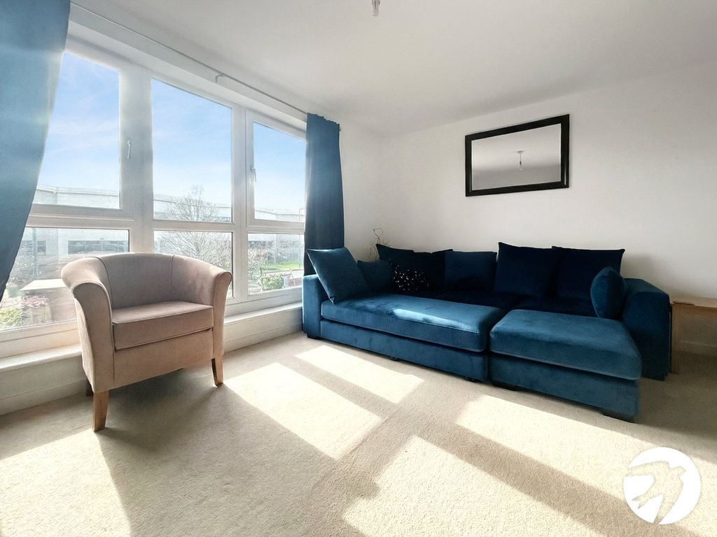 Property photo 3 of 10 Picture No. 21