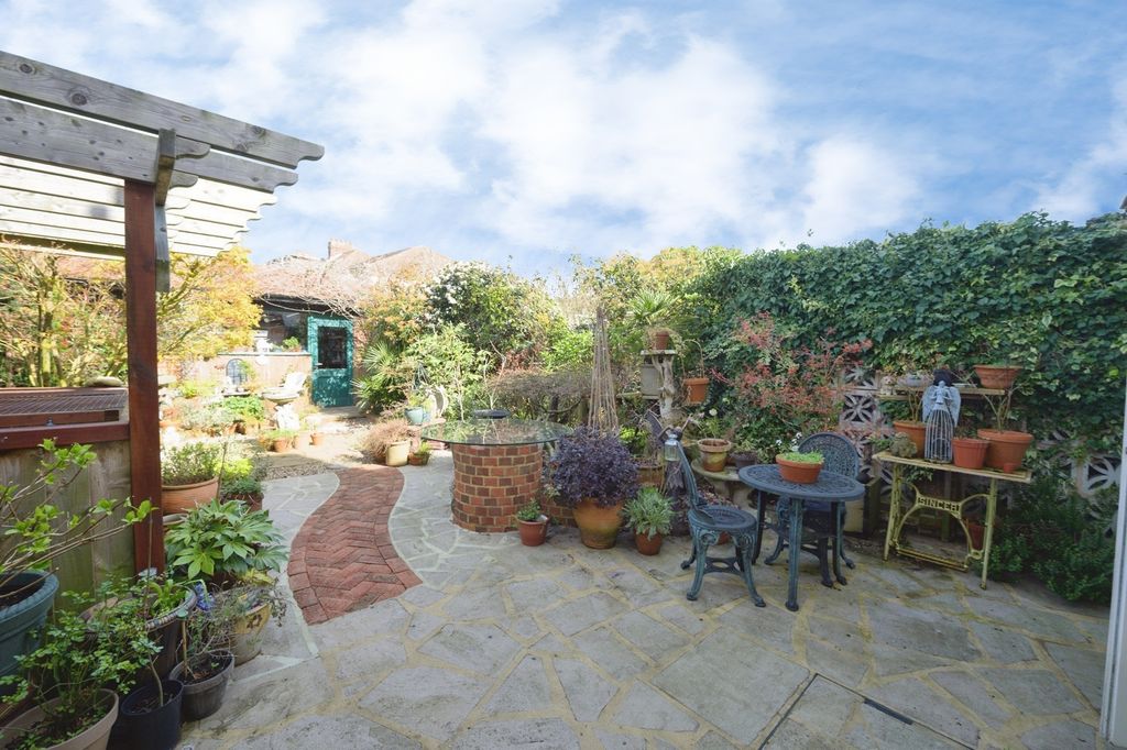 Property photo 2 of 29 Pbox-Img.Jpg