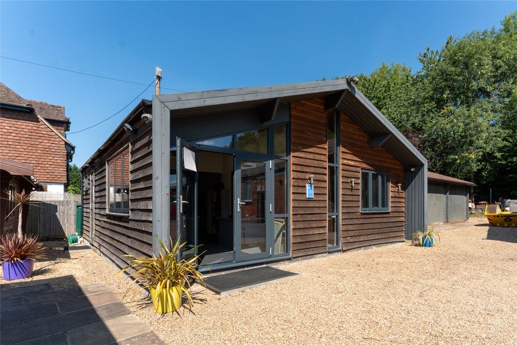 Property photo 1 of 6 Picture No. 06