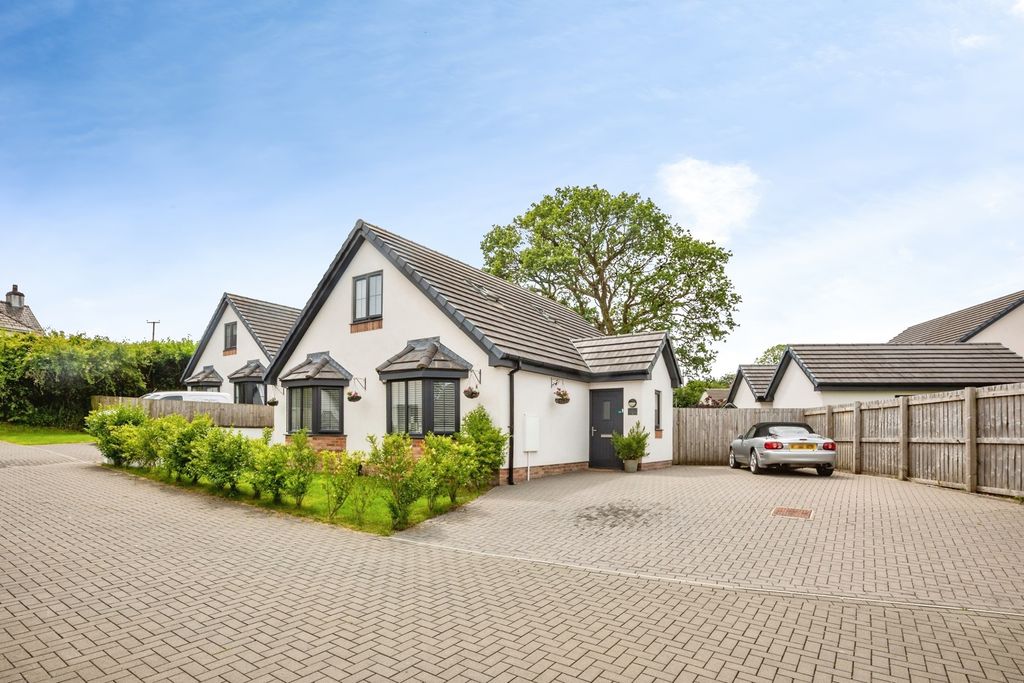 Property photo 1 of 22 Pbox-Img.Jpg