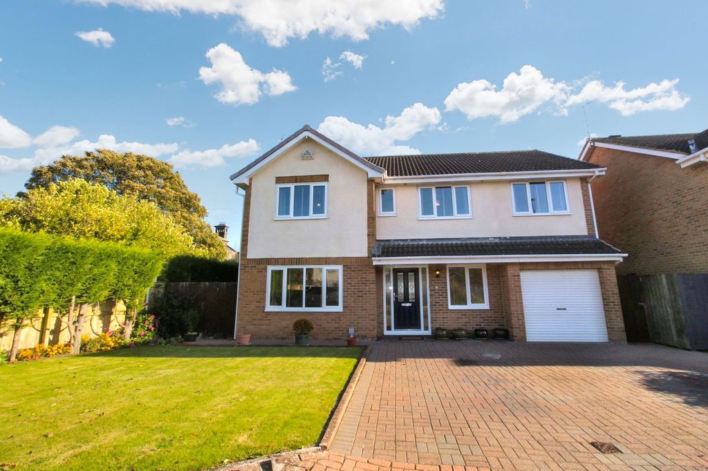 Property photo 1 of 23