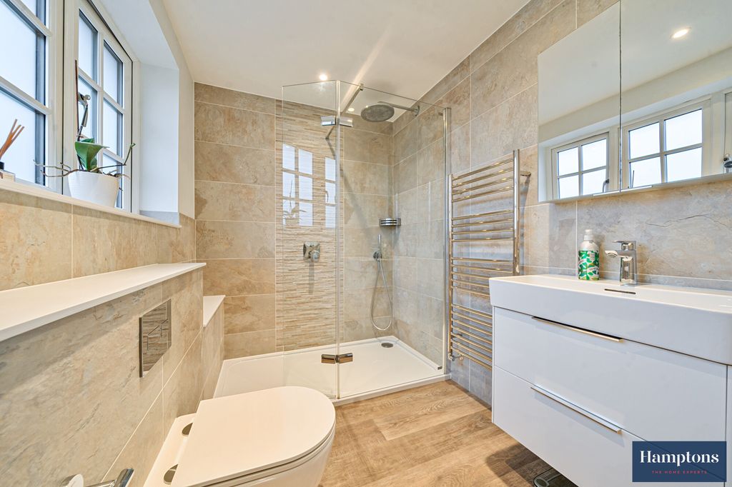 Property photo 3 of 3