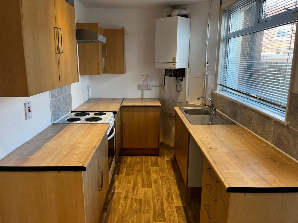 Property photo 3 of 9 Img-9255.Jpg