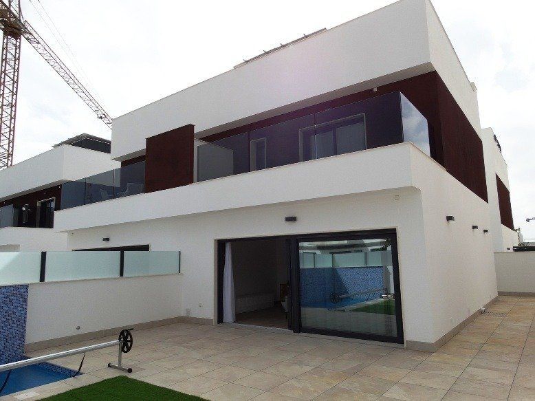 Property photo 1 of 36 New Build 4 Semi-Detached Villas In Pilar De La Horadada