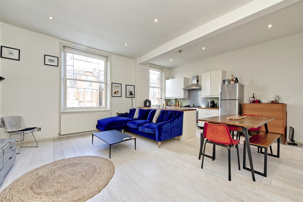 Property photo 1 of 5 (Main)
