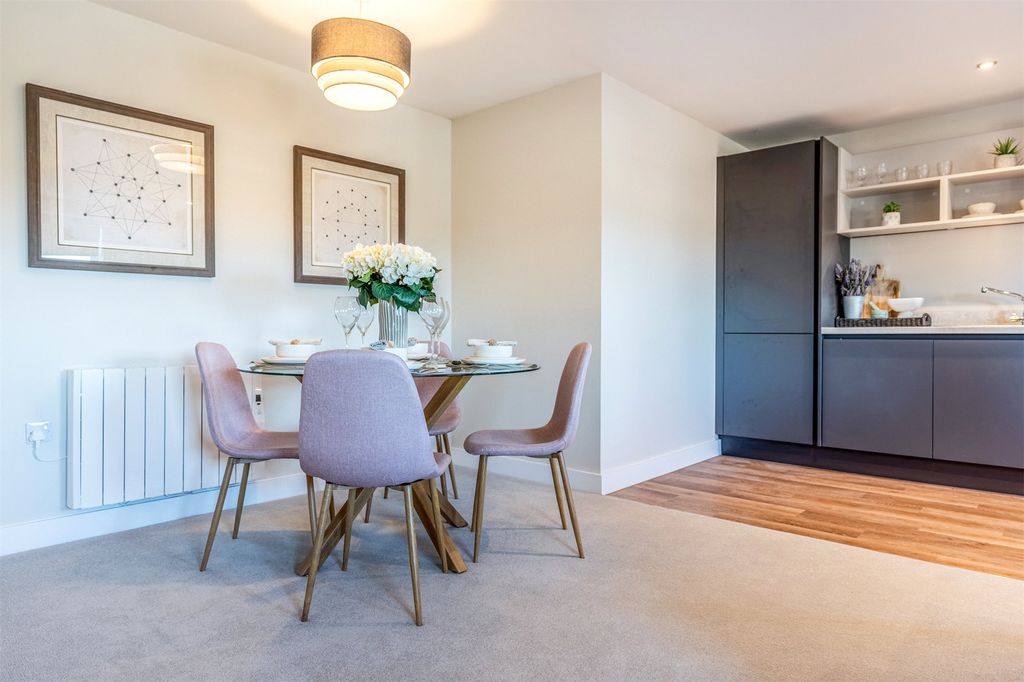 Property photo 3 of 12 Picture No. 32